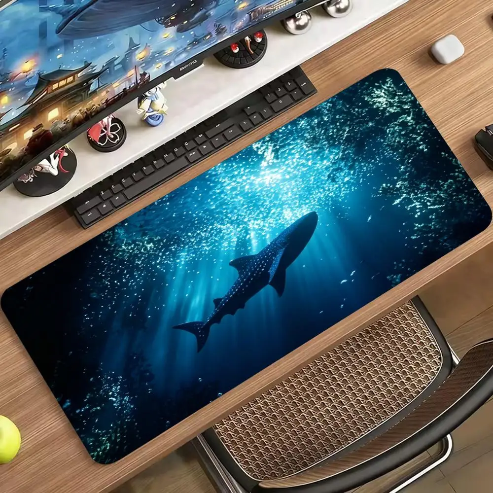 深海鯨鲨柄の大型ゲーミングマウスパッド。滑り止め加工のゴム製 - Desk Setup Pc And Laptop のレビューと価格