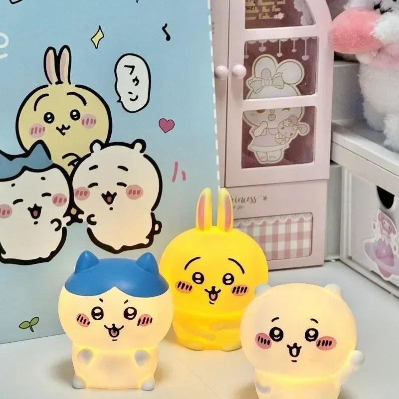 ちいかわうさぎ ハチワレ ソフトグロー ナイトライト、かわい - Desk Setup Lamp のレビューと価格
